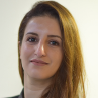 Safaa Adil est Professeure assistante en marketing à l’ESSCA School of Management.